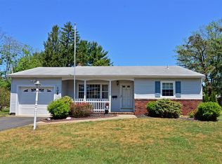 108 Chamberlain Ct, Toms River, NJ