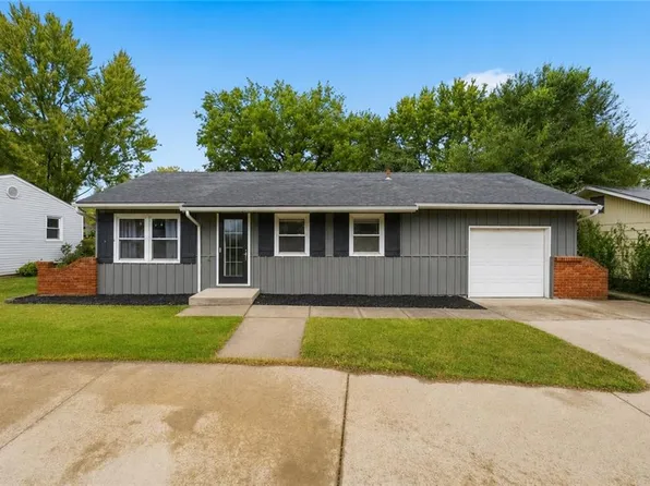 13700 E 39th St S, Independence, MO 64055