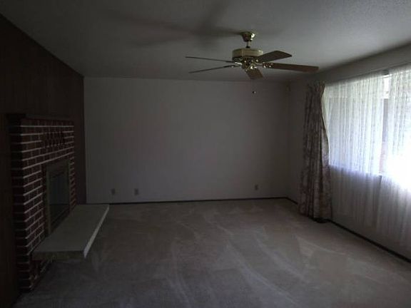 3rd image of 346 Ram Ct SE