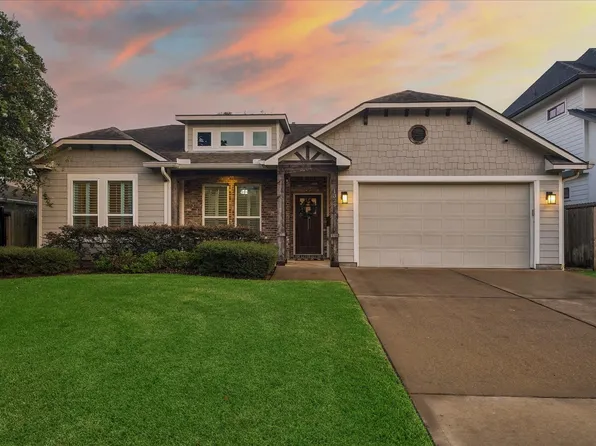 1329 Richelieu Ln, Houston, TX 77018