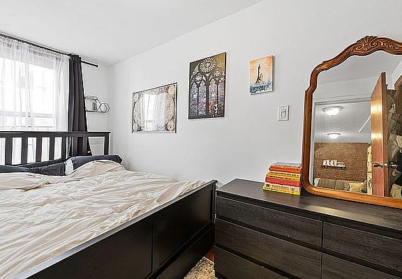 4th image of 150 E 3rd St APT 5C