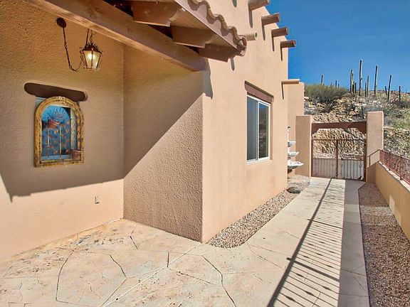 5th image of 5201 N Melpomene Way