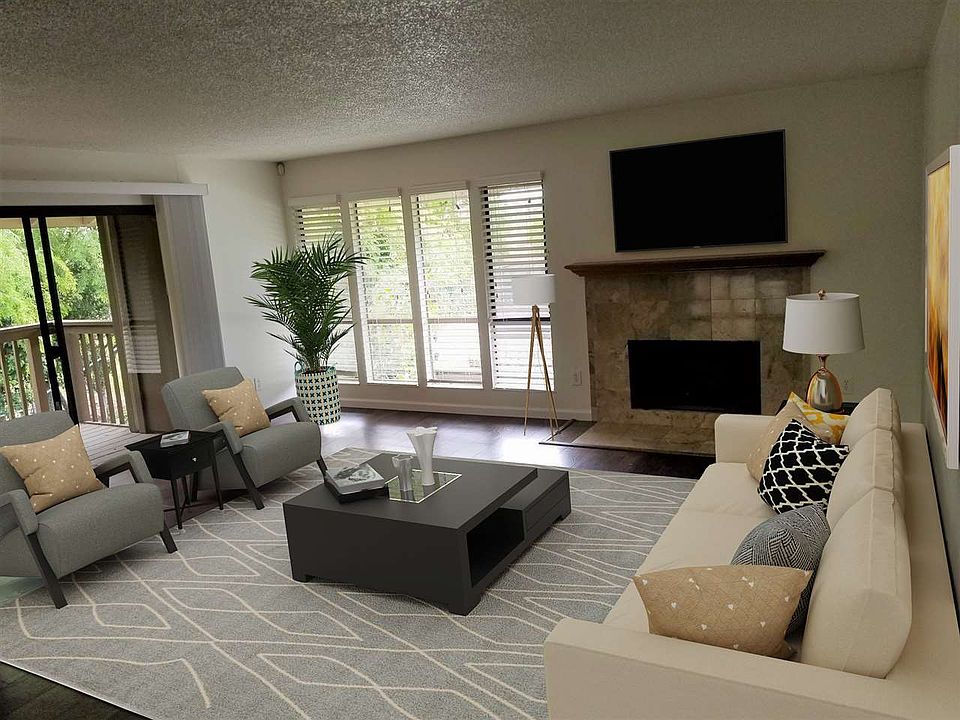 1st image of 2405 Sunny Ln APT 14