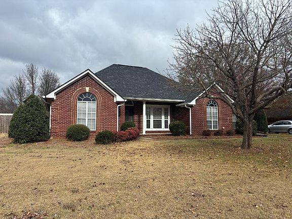 2nd image of 4590 Meadow Ridge Dr