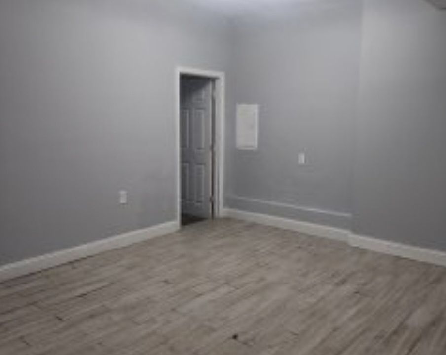 1st image of 59 Davenport Ave #3