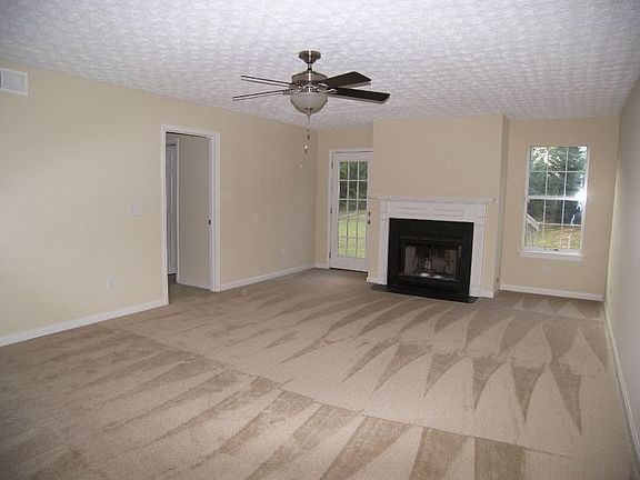 3rd image of 2227 Stancrest Ln