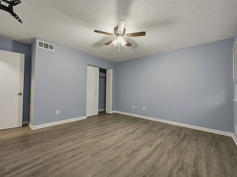 253 Toweridge Dr SW — Photo 9