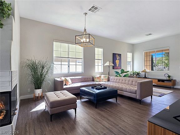 5th image of 10104 Pinnacle View Pl