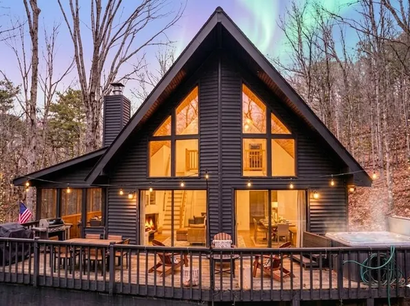 843 Fern Valley Rd, Ellijay, GA 30536