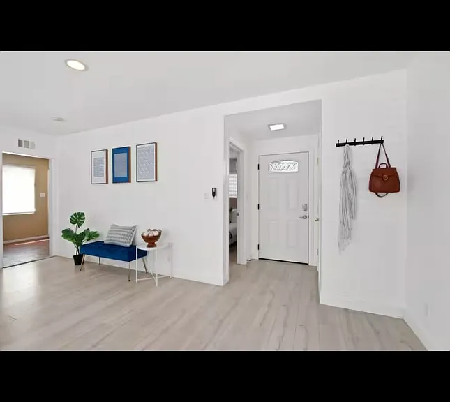 132 S Mockingbird Ln — Photo 5
