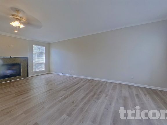 3rd image of 20226 Willowbend Ln