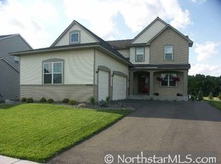 4446 Heritage Pkwy, Hugo, MN 55038