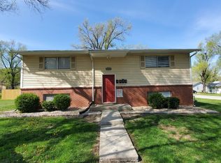 15204B Bellaire Ave, Grandview, MO 64030