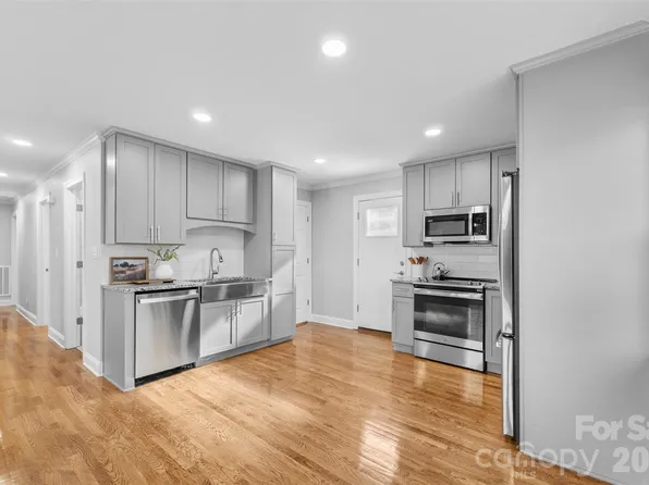 206 Hunter St, York, SC 29745