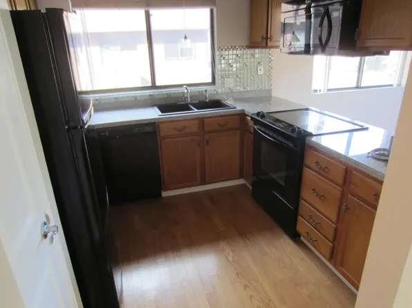 8857 W Yale Ave, Lakewood, CO 80227