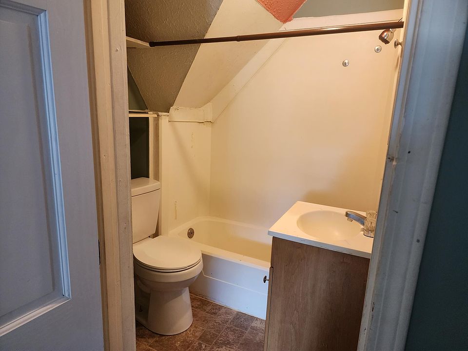 1st image of 2229 1/2 Chase St #1
