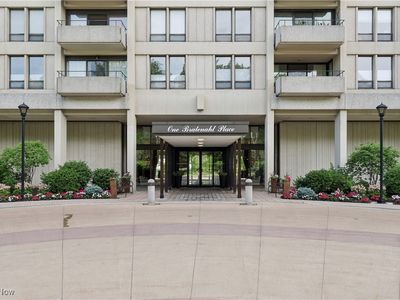 1 Bratenahl Pl APT 103, Cleveland, OH, 44108