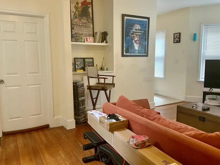 107 Bartlett St #1 — Photo 5