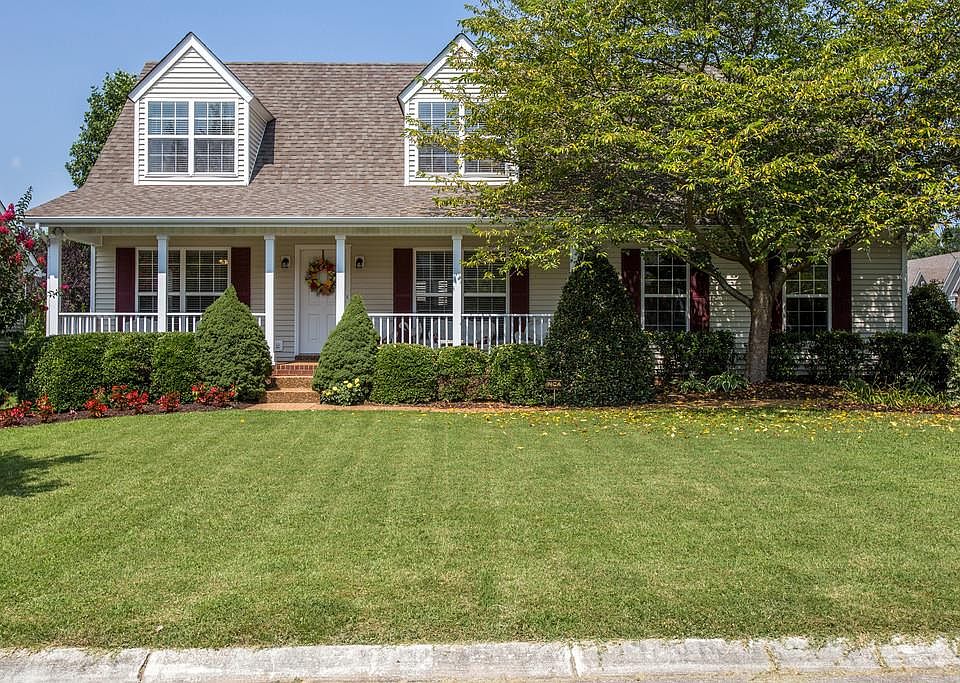 1st image of 1144 Summerville Cir