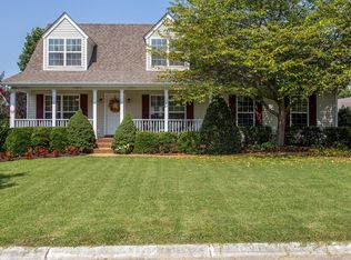 1144 Summerville Cir, Thompsons Station, TN 37179