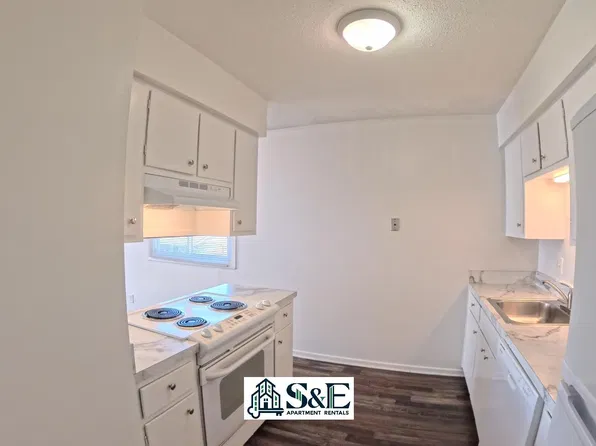 2013 NW Hickory Ln, Ankeny, IA