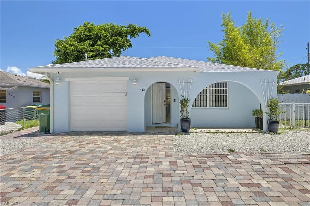 2 bed, 2.0 bath, 1416 sqft, $2,600 — Photo 1