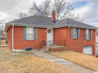 4535 Mason St, Omaha, NE 68106