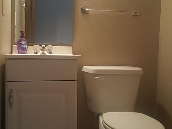 4th image of 2627 Elwood Dr