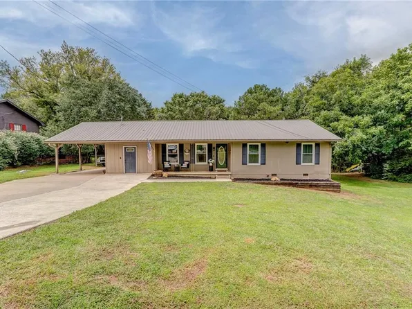 571 N Marble St, Rockmart, GA 30153