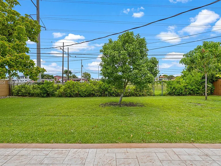 5110 SW 106th Ave — Photo 35