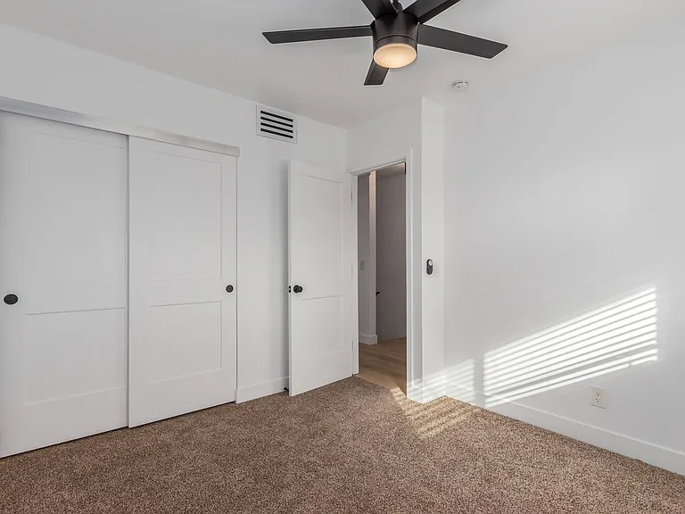 The Harlow Apartments — Photo 63