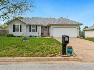 2037 E Ritter St, Republic, MO 65738