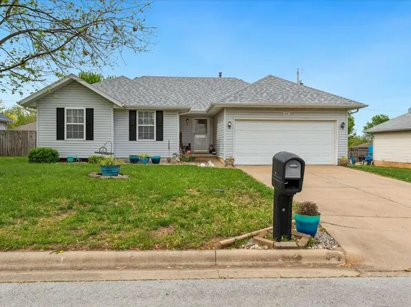 2037 E Ritter Street, Republic, MO 65738