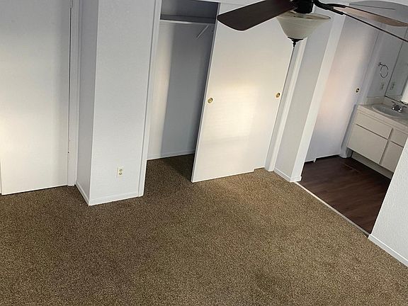 5th image of 7491 N Price Ave