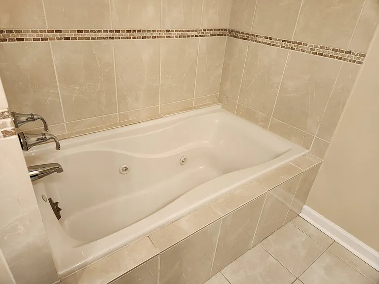 1116 K St NE — Photo 20