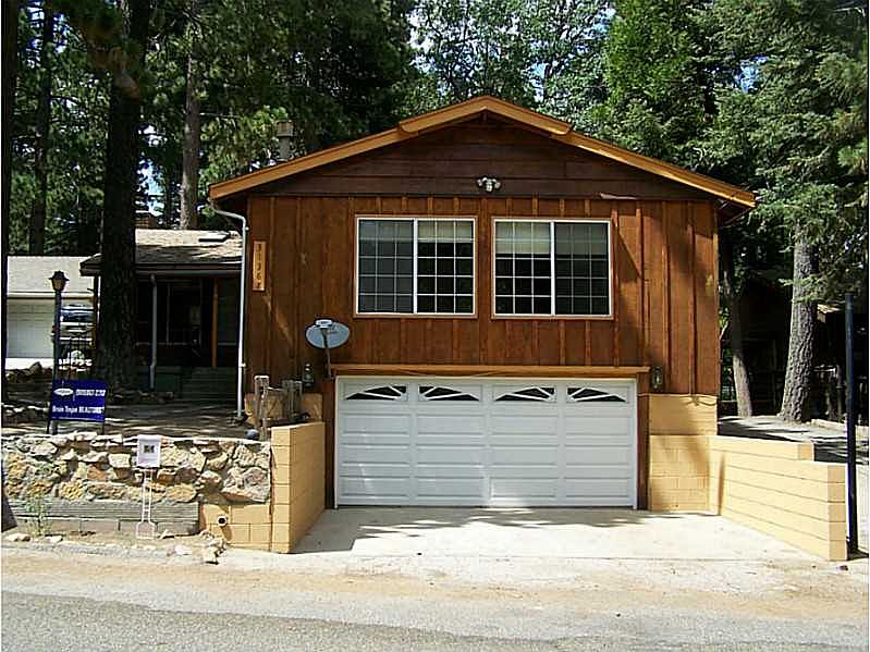 1st image of 31368 Pinehurst Dr