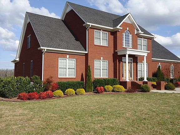 2nd image of 514 Roberts Creek Cir