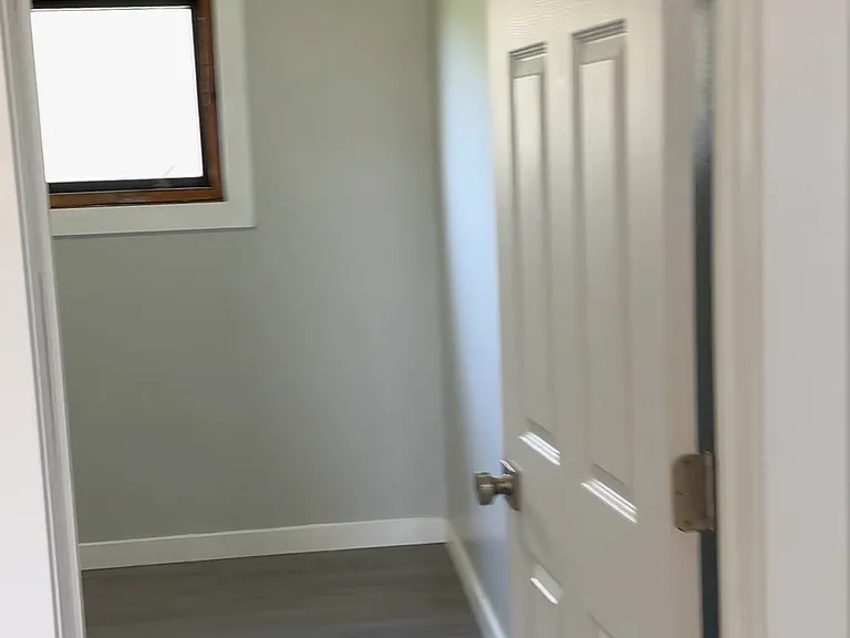 106 E Park Ln #108 — Photo 2