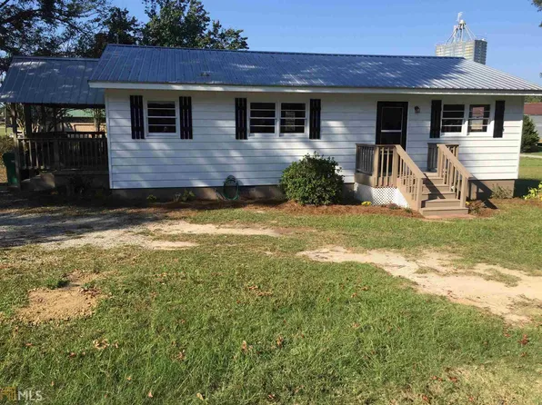 73 Alice St, Lavonia, GA 30553