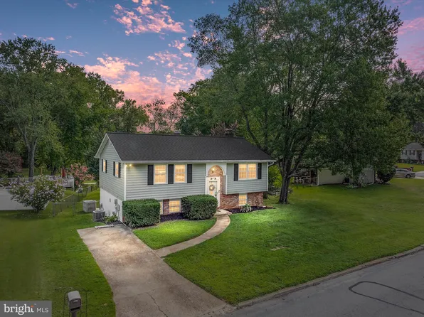 1405 Pennington Ct, Edgewater, MD 21037