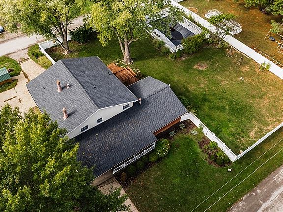 2nd image of 65 Sun St