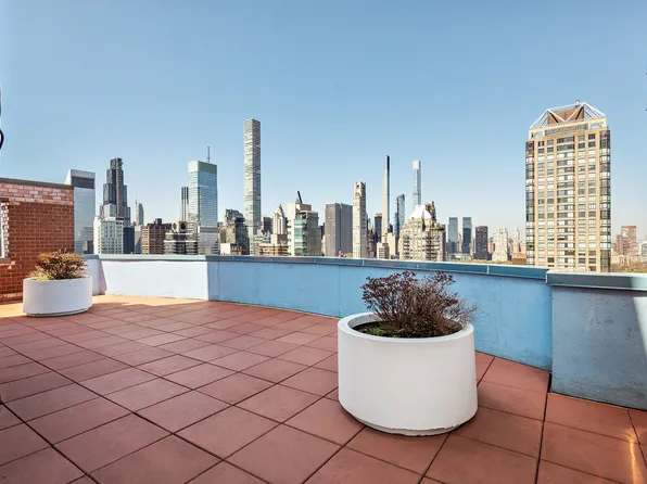 304 East 65th Street image 11 of 13