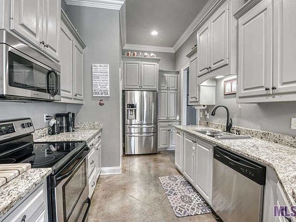 5th image of 25338 White Lake Ave
