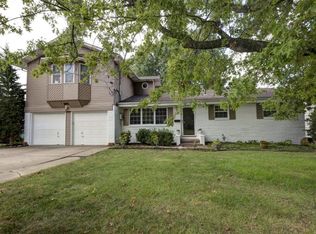 2752 E Linwood St, Springfield, MO 65804