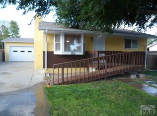 3407 Hollybrook Ln, Pueblo, CO 81005