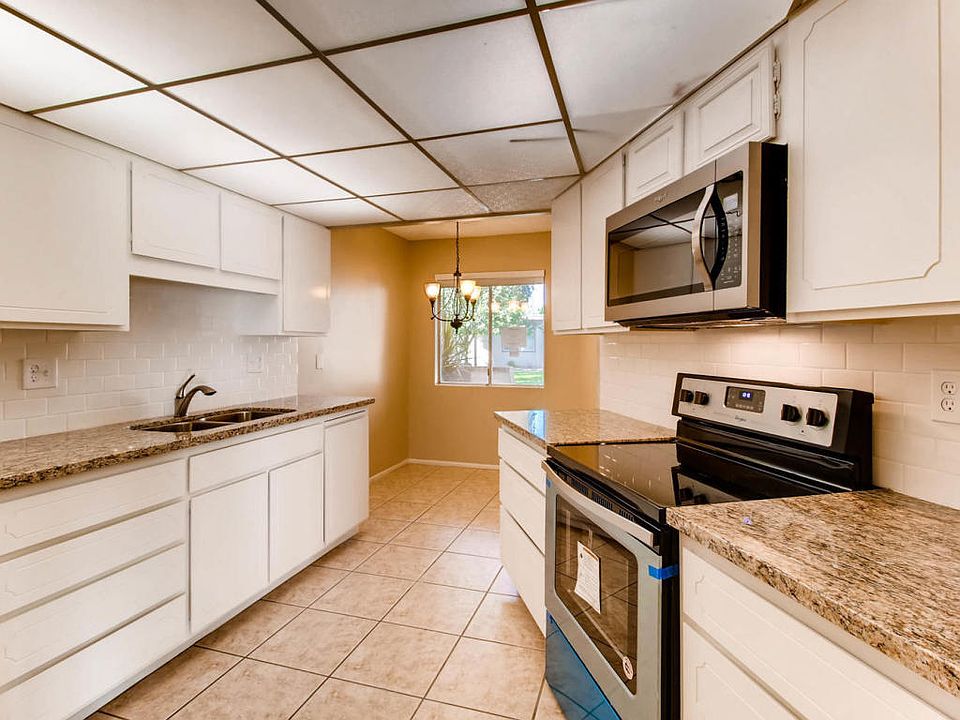 1st image of 10949 W Coggins Dr