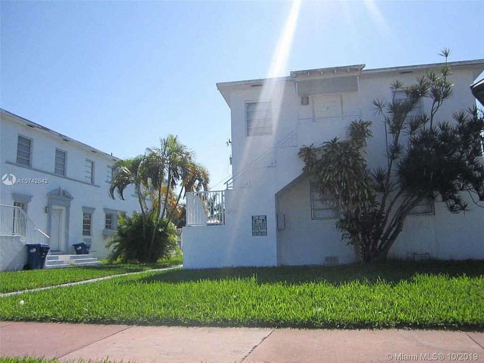 1st image of 1750 Normandy Dr APT 1