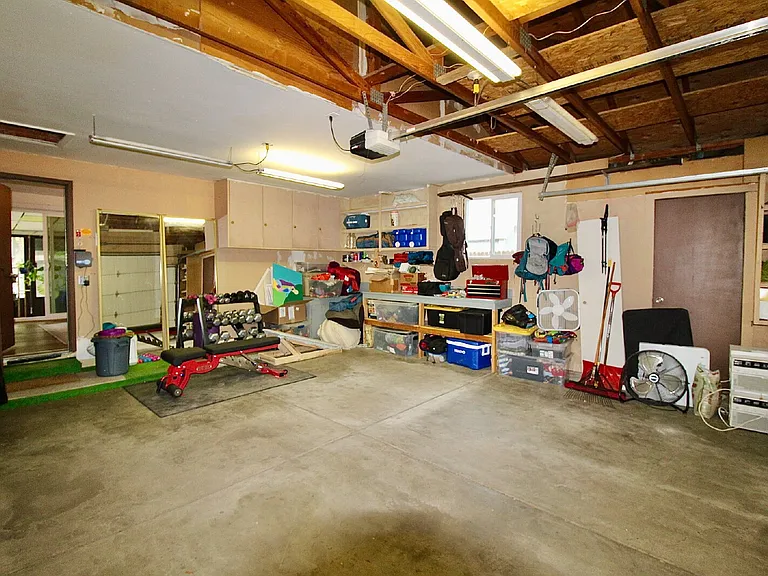 1405 Abilene Dr — Photo 24