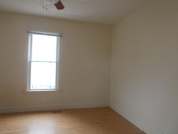2nd image of 221 N Miller St