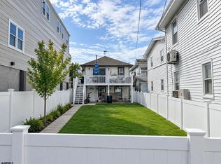 9614 Monmouth Ave #2026-2027, Margate City, NJ 08402